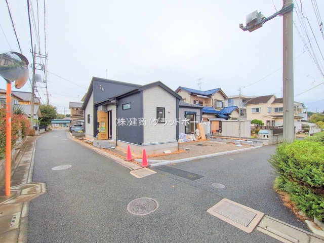 前面道路含む現地写真(2025年10月)
